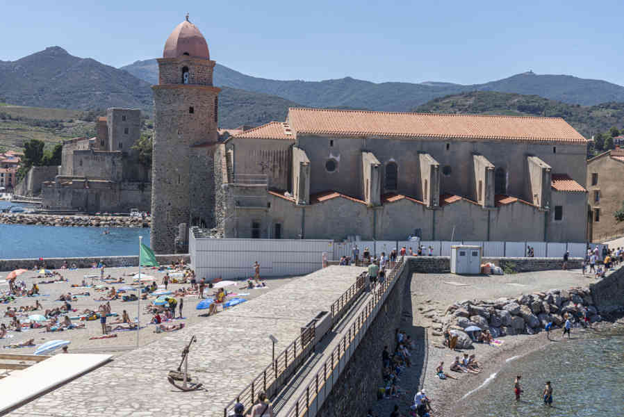 Francia - Collioure 038 - iglesia de Nuestra Señora de los Angeles.jpg